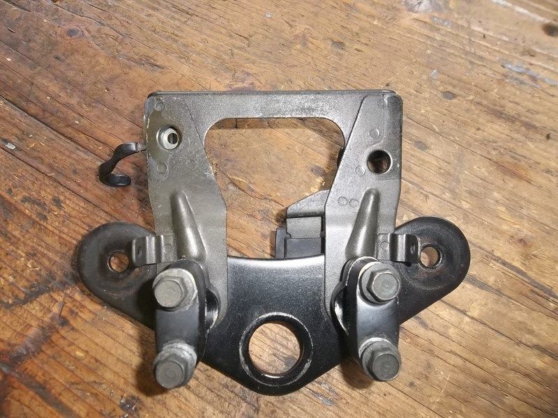 Té supérieur Yamaha 125 SR (10F)
