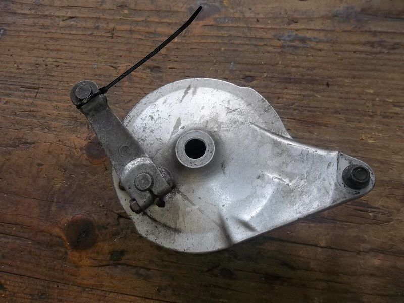 Flasque de frein arrière Yamaha 125 SR (10F)