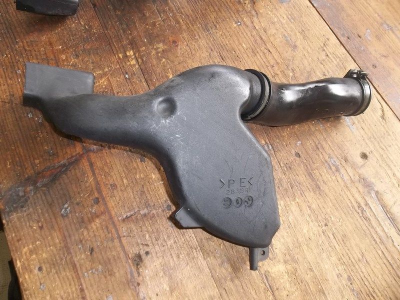 Conduit d'air gauche Yamaha R6 1999-02