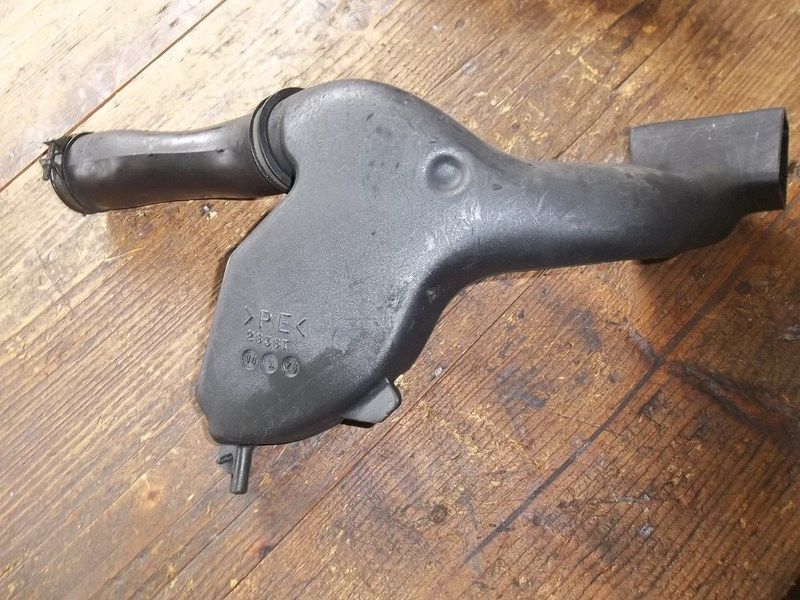 Conduit d'air droit Yamaha R6 1999-02