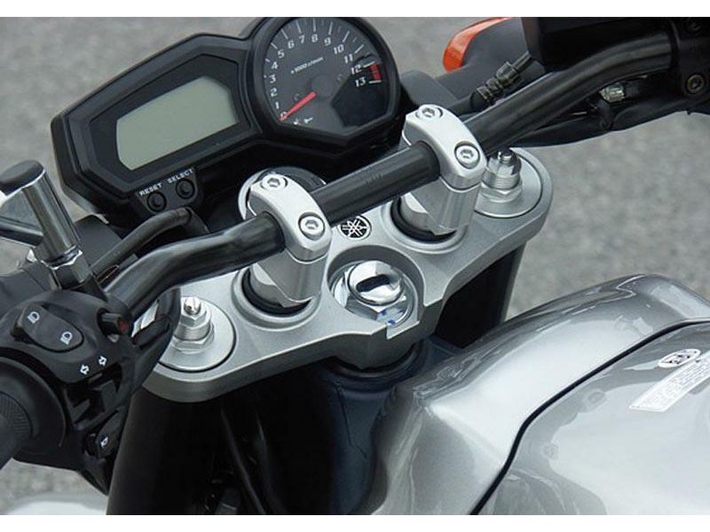 PONTETS DE GUIDONS POUR GSF1200 1996-05 & FZ1 2006-07