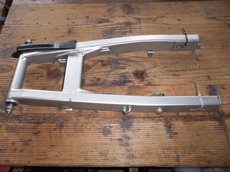 Bras oscillant pour Honda 125 CBR