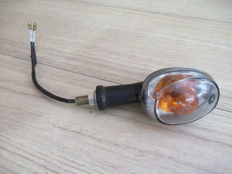 Clignotant avant gauche Junak M25 250