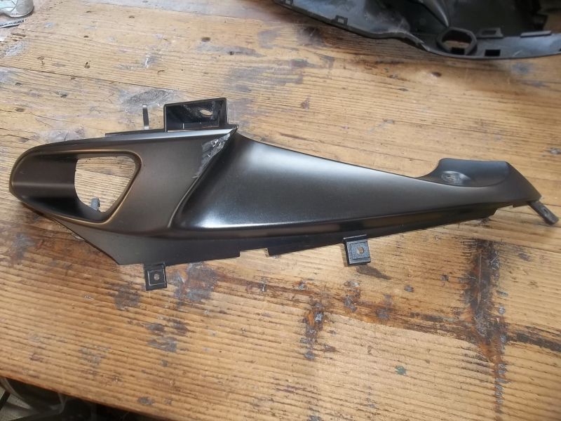 Convoyeur d'air gauche pour Suzuki 750 GSXR 2006-2007