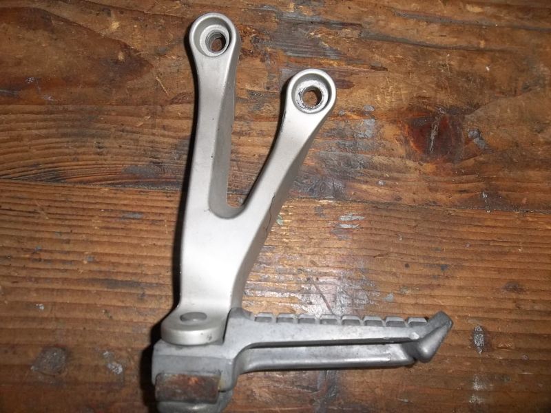 Platine arrière gauche pour Kawasaki ZX 9 R