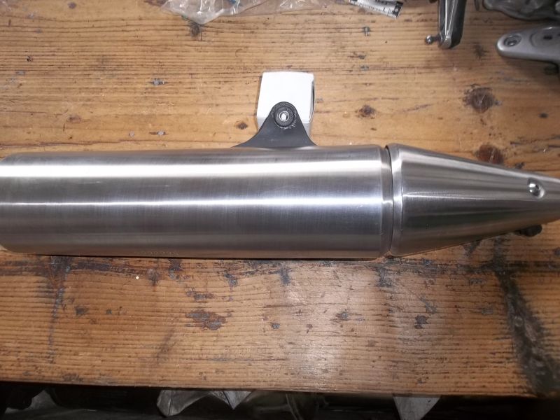 Silencieux d'échappement droit pour Honda 900 Hornet