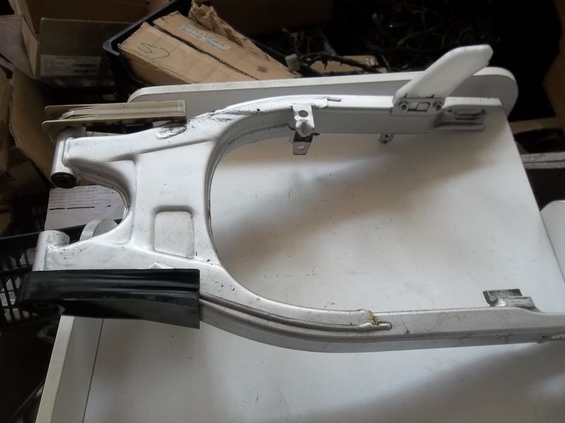 Bras oscillant Yamaha 125 TW