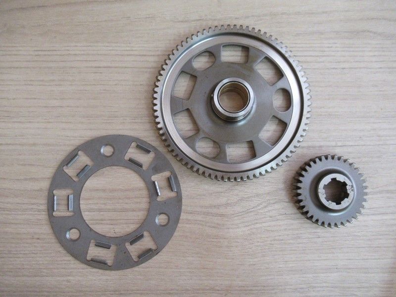 Kit pignon / couronne d'embrayage Gilera 600 RC 1989-1990 (328542)