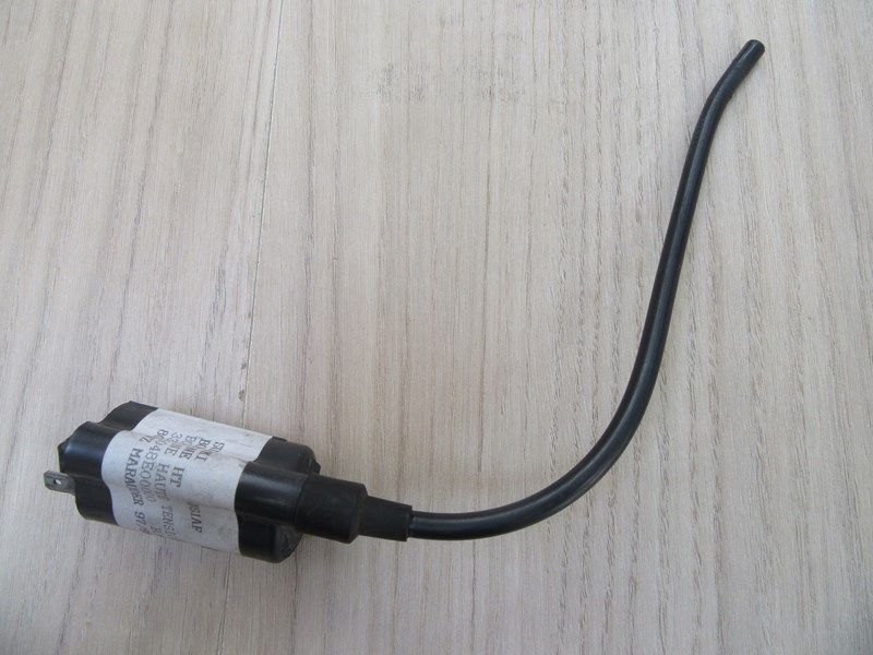 Bobine haute tension avant Suzuki VZ 800 Marauder 97-02, TL 1000 S 97-01
