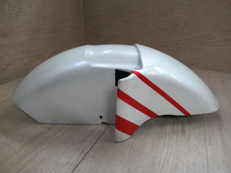 Garde boue avant Kawasaki GPZ 1000 RX et GPX 600R (35004-1170)