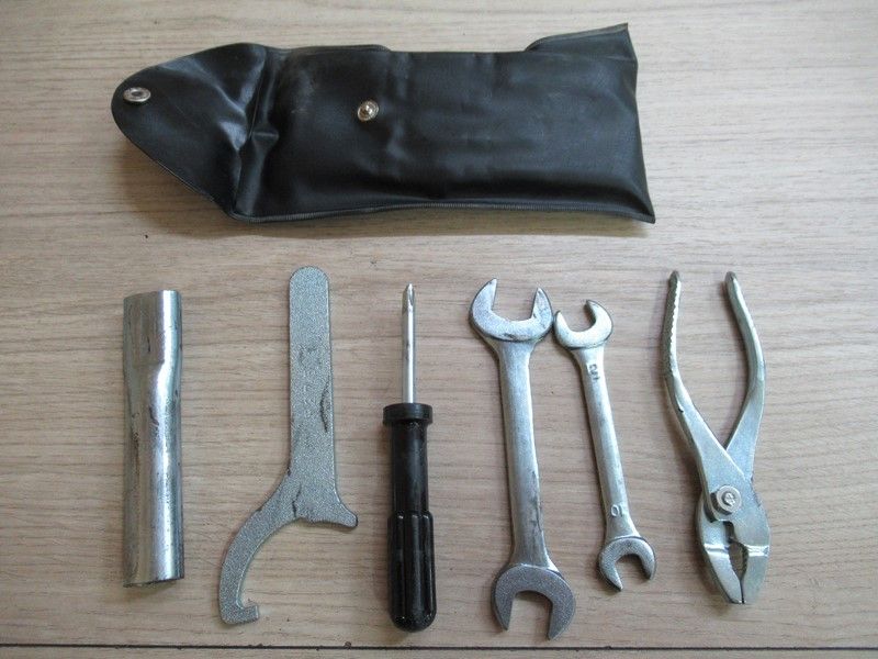 Trousse à outils Suzuki GSR750 2011-2016
