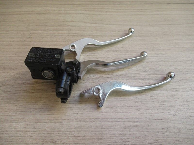 Maître-cylindre adaptable 50-125cm3 