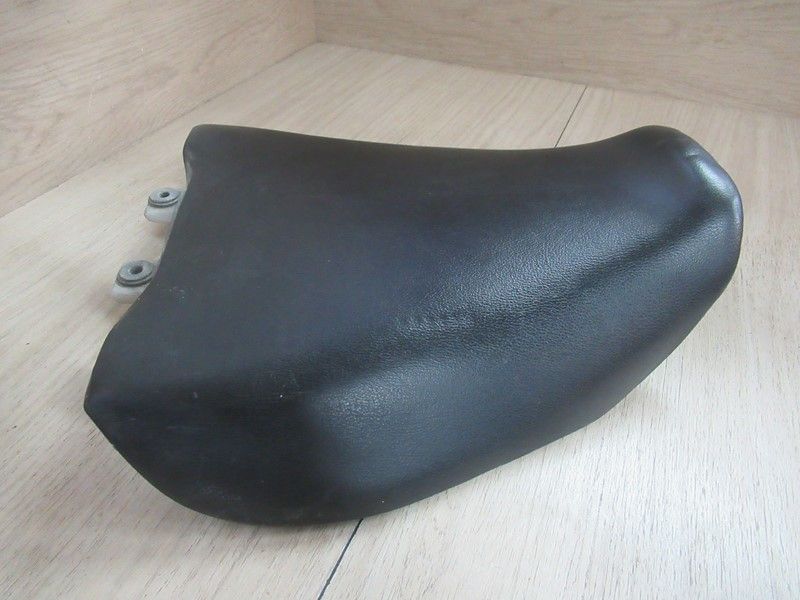 Selle pilote Suzuki 750 GSXR 1992-1995 (45111-17E) haute