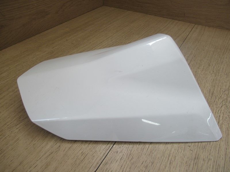 Capot dosseret de selle Suzuki 750 GSXR 2004-2005 (45551-29G00)