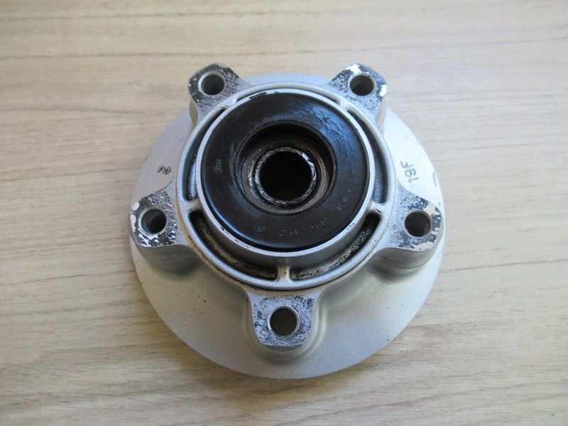 Porte couronne Suzuki SV650S 2003-2010