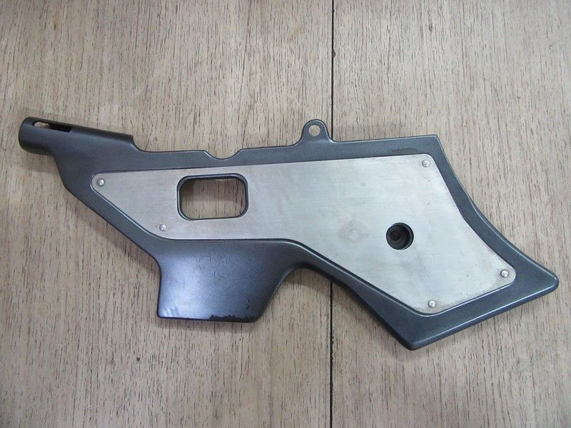 Cache latéral inférieur droit Honda 1000 CBR (SC25) 1989-1992