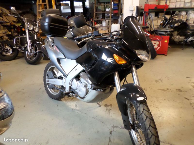 Aprilia 650 Pegaso 1999