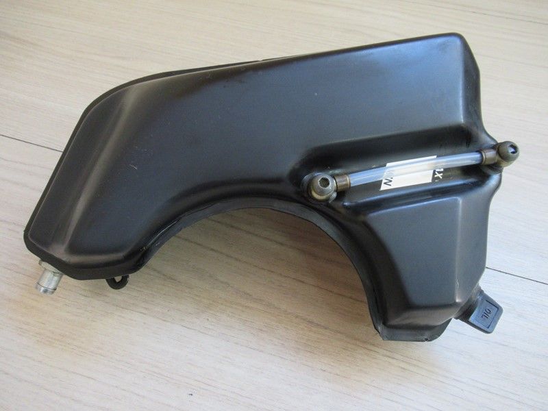 Réservoir d'huile Aprilia ETV 1000 Caponord 2001-2007