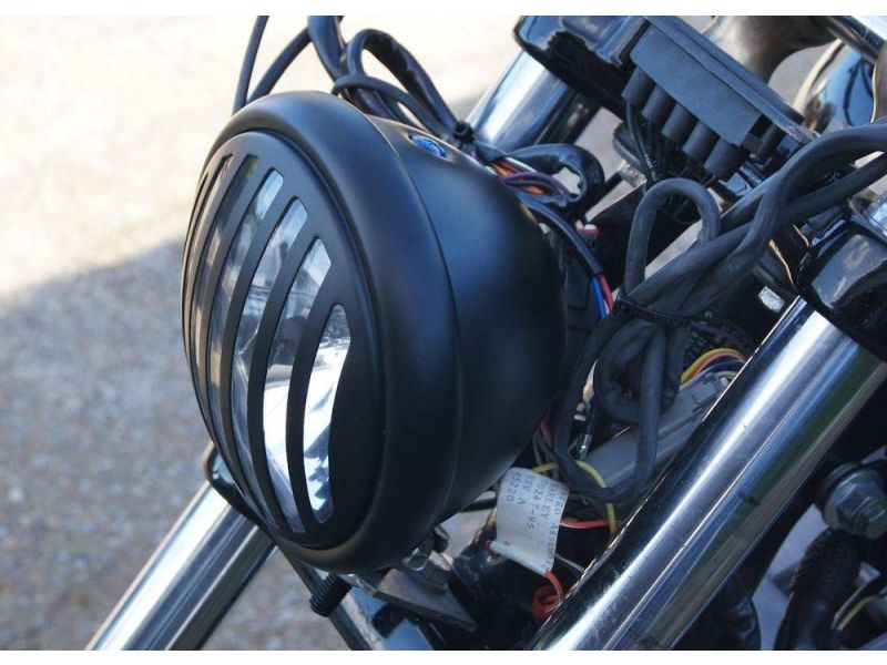 Phare noir mat avec grille type Prison Diam 160 mm