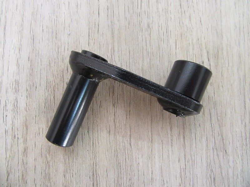 Platine pare carter gauche Aprilia 1000 Caponord 2001-2003 (8134940)