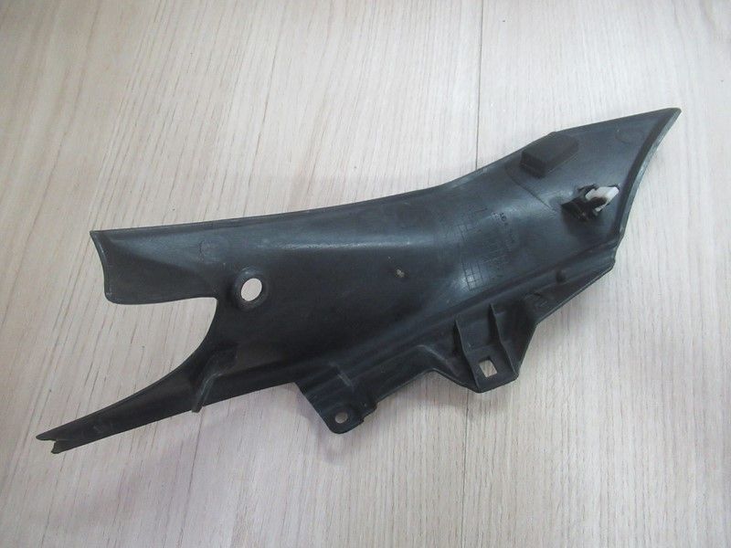 Garniture coque arrière gauche Honda 250 CBR R 2011-2013