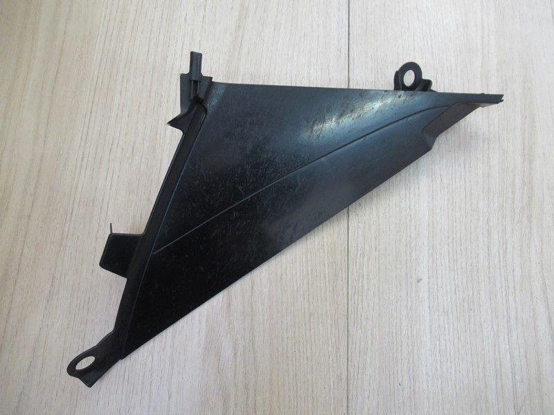 Garniture droite Suzuki 1000 GSXR 2007-2008 (94461-21H00)