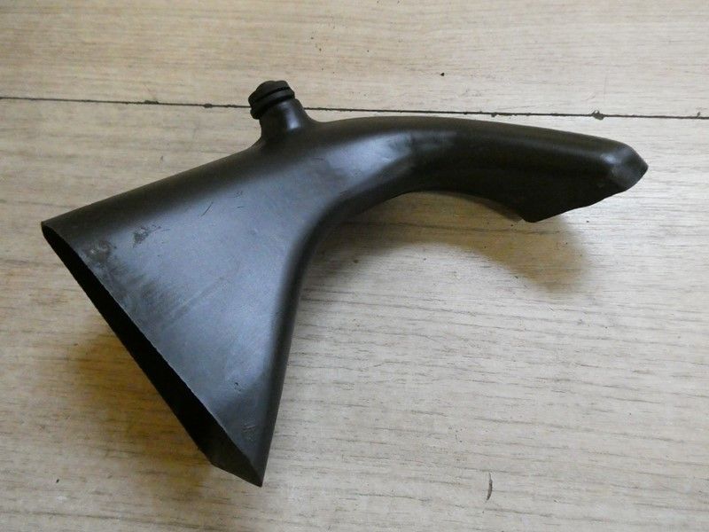 Conduit d'air gauche Yamaha 1300 XJR 1999/2006 5EA