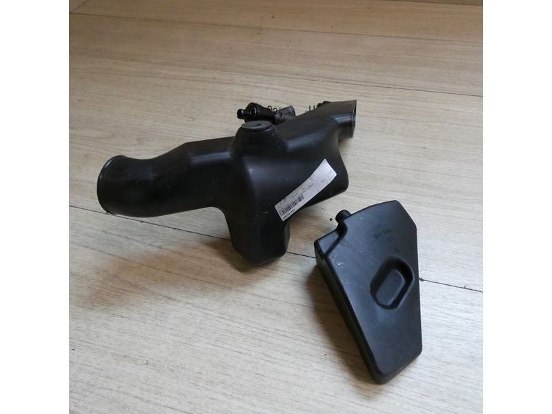 Convoyeur d'air droit Kawasaki ZX9R 2000/2001 ZX900E