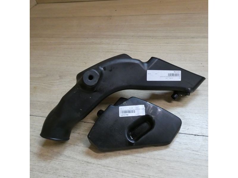 Convoyeur d'air gauche Kawasaki ZX9R 2000/2001 ZX900E