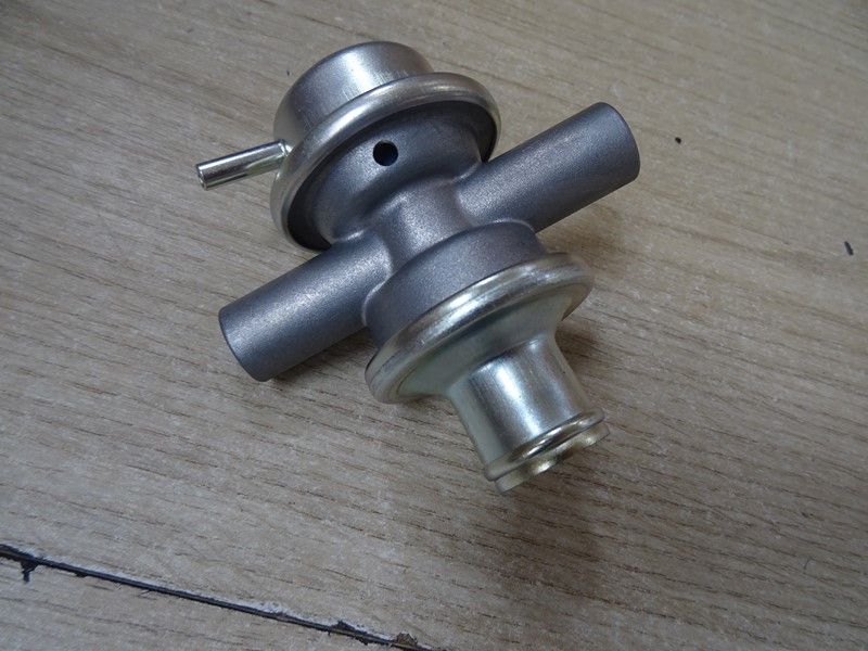 Valve de recyclage d'air Kawasaki 750 ZXR / ZX7R 1989/2003