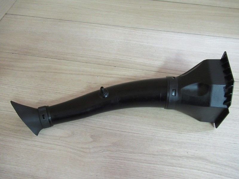 Manchon d'air droit BMW K 1200 S 2003-2008 (13717675520)