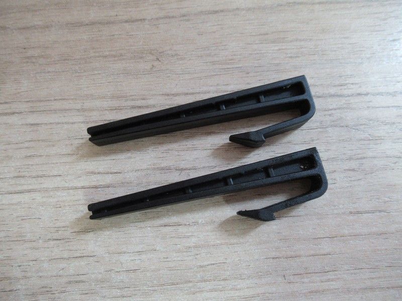 Clips de fixation conduit d'air BMW K 1200 S 2003-2008 (13717672549)
