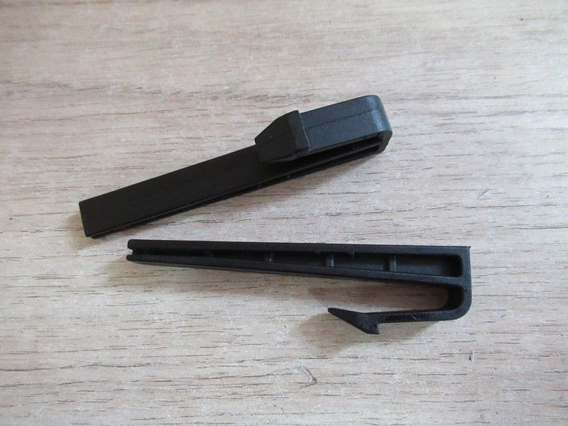 Clips de fixation conduit d'air BMW K 1200 S 2003-2008 (13717672549)