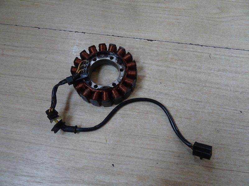 Stator d'alternateur Honda 650 Deauville RC47 1998/2001