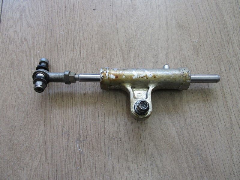 Amortisseur de direction Suzuki 1100GSXR 1993/1997 (GU75D)