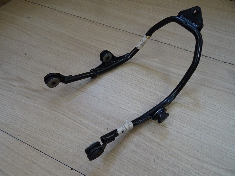 Armature de garde boue arrière Honda XLV 600 Transalp type PD06 1987/1996 (80105MM9000)