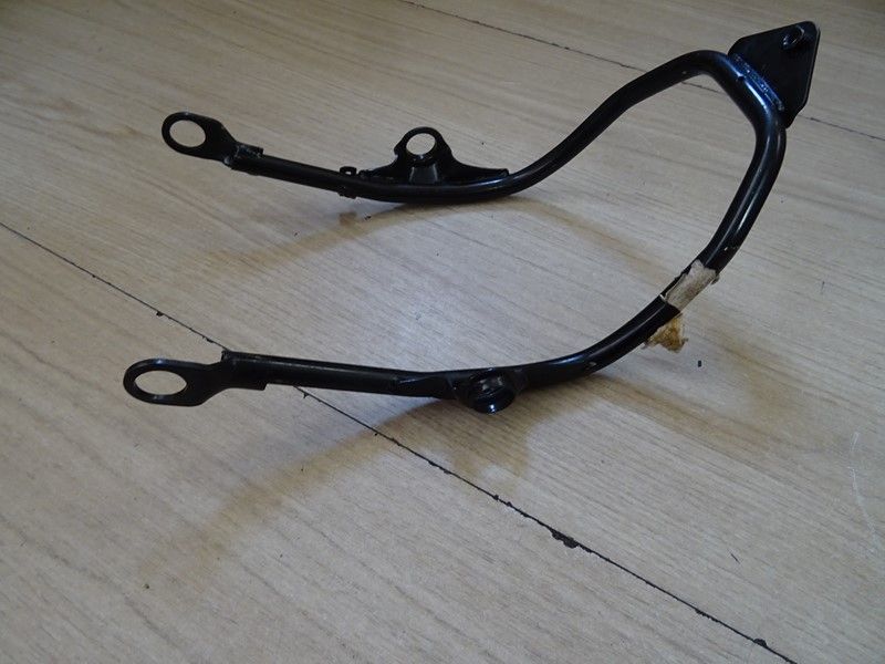 Armature de garde boue arrière Honda XLV 600 Transalp type PD06 1987/1996 (80105MM9000)