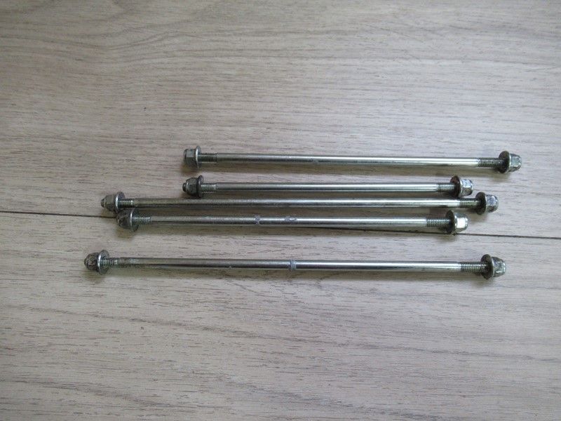 Axes carter moteur Royal Enfield 535 Continental GT