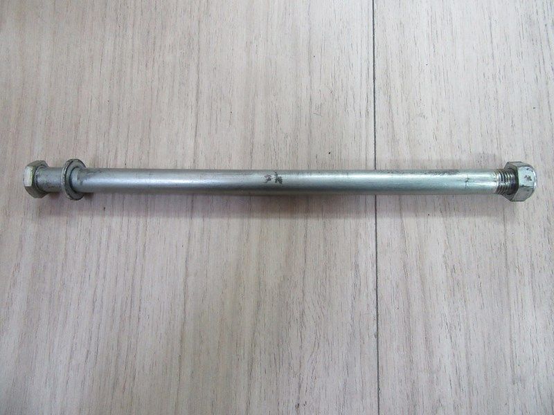 Axe de bras oscillant Yamaha 600 FZR 1994-1995