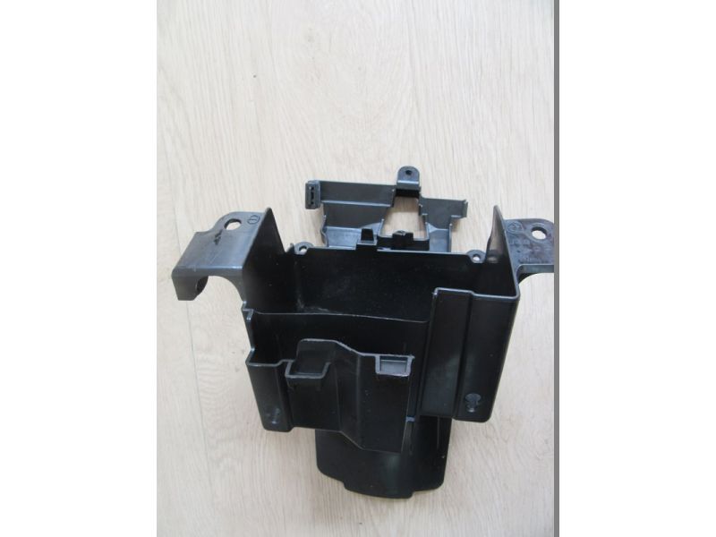 Bac à batterie Suzuki SFV  650 Gladius 2009/2014 (47431-44H00-000)