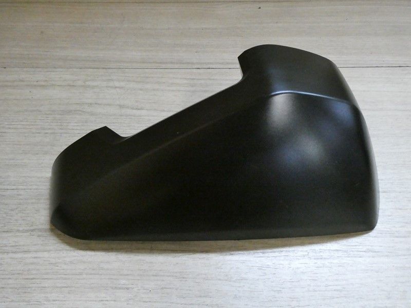 Capot supérieur valise droite Triumph 660 Tiger sport
