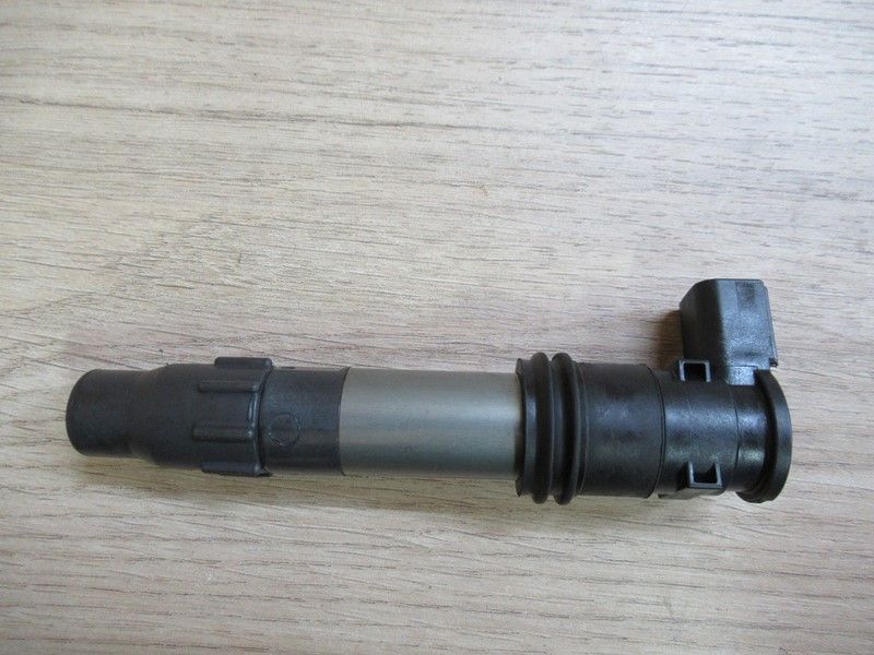 Bobine crayon Suzuki GSR750 2011-2016