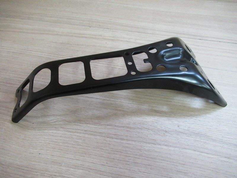 Support de garde-boue arrière Suzuki GSR750 2011-2016