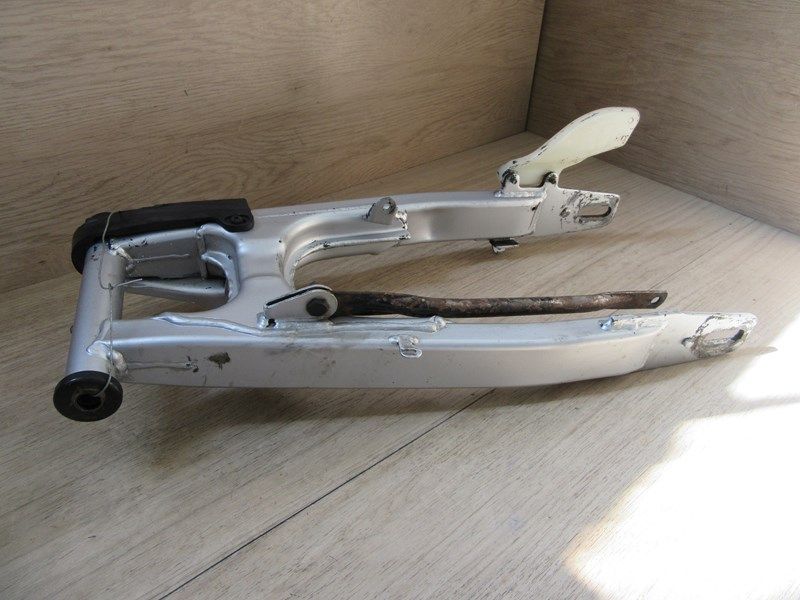 Bras oscillant Honda NX 125  Transcity 1989-1997