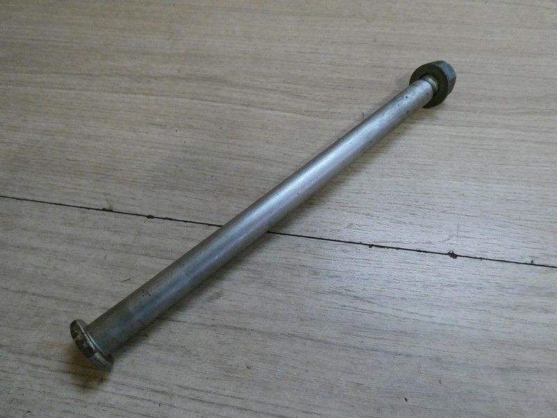 Axe de bras oscillant Yamaha 1300 XJR 1999/2006 5EA