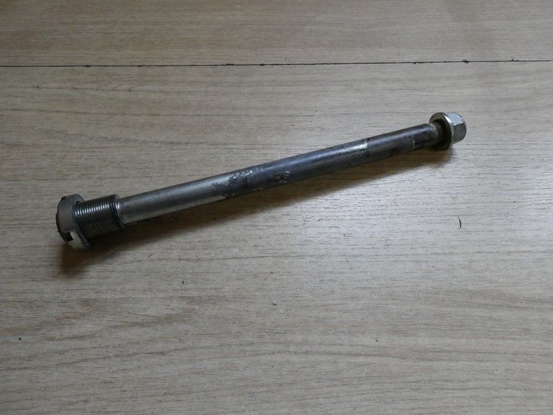 Axe de bras oscillant Suzuki SV 650 1999/2002 JS1AV