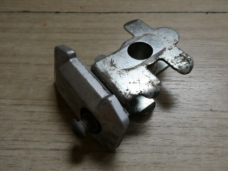 Tendeur de chaine droit Suzuki SV 650 1999/2002 JS1AV