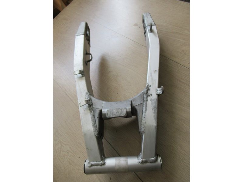 Bras oscillant nu Suzuki GSF 1200 Bandit 2001/2005