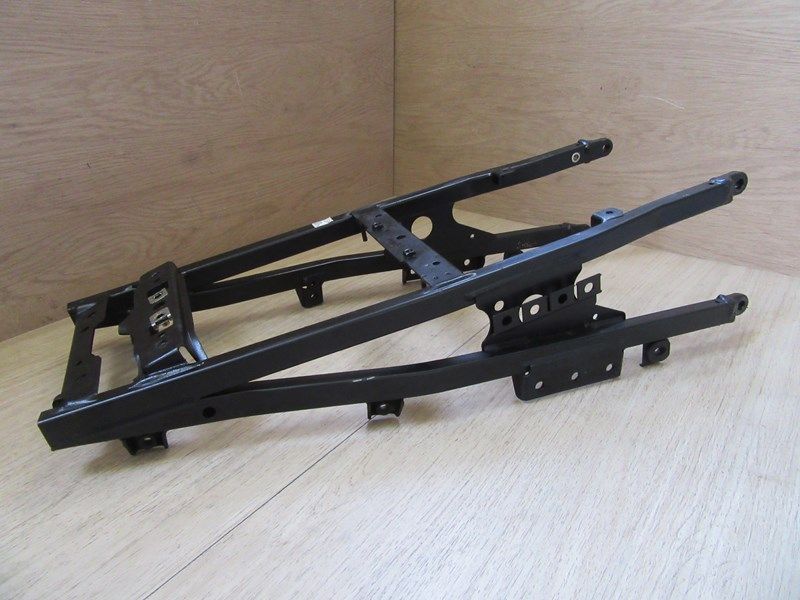 Boucle arrière Triumph 955 Sprint ST 1999-2004