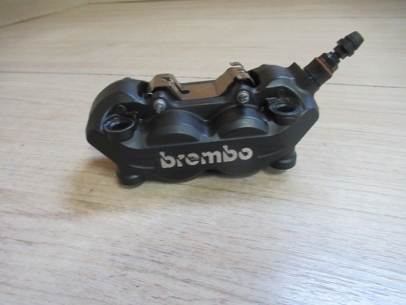 Etrier de frein avant droit Moto Guzzi 1200 Griso 8V LSE00 2007/2013